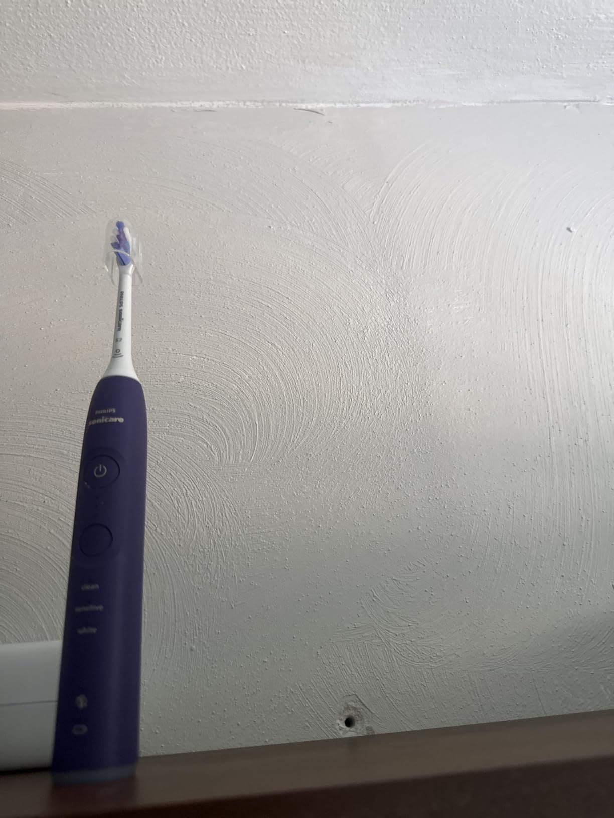 Philips Sonicare 6500 Series Electric Toothbrush - Next-Generation Sonicare Technology, Pressure Sensor, 9 Brushing Settings, SmarTimer, BrushPacer, 21-Day Runtime, Travel Case, Purple, HX7417/05 customer photo 1