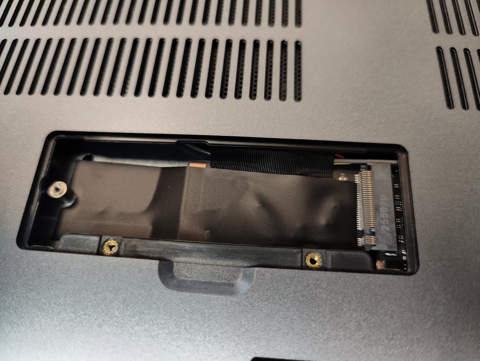 MALLRACE Laptop,18.5 Inch Laptops Computer with 7000 mAh Battery,AMD Ryzen 4300U (up to 3.7GHz),16GB DDR4 RAM 512GB SSD,AMD Radeon Graphics,WiFi,Dual Type-C,2026 Windows 11 Laptops for Multitasking customer photo 2