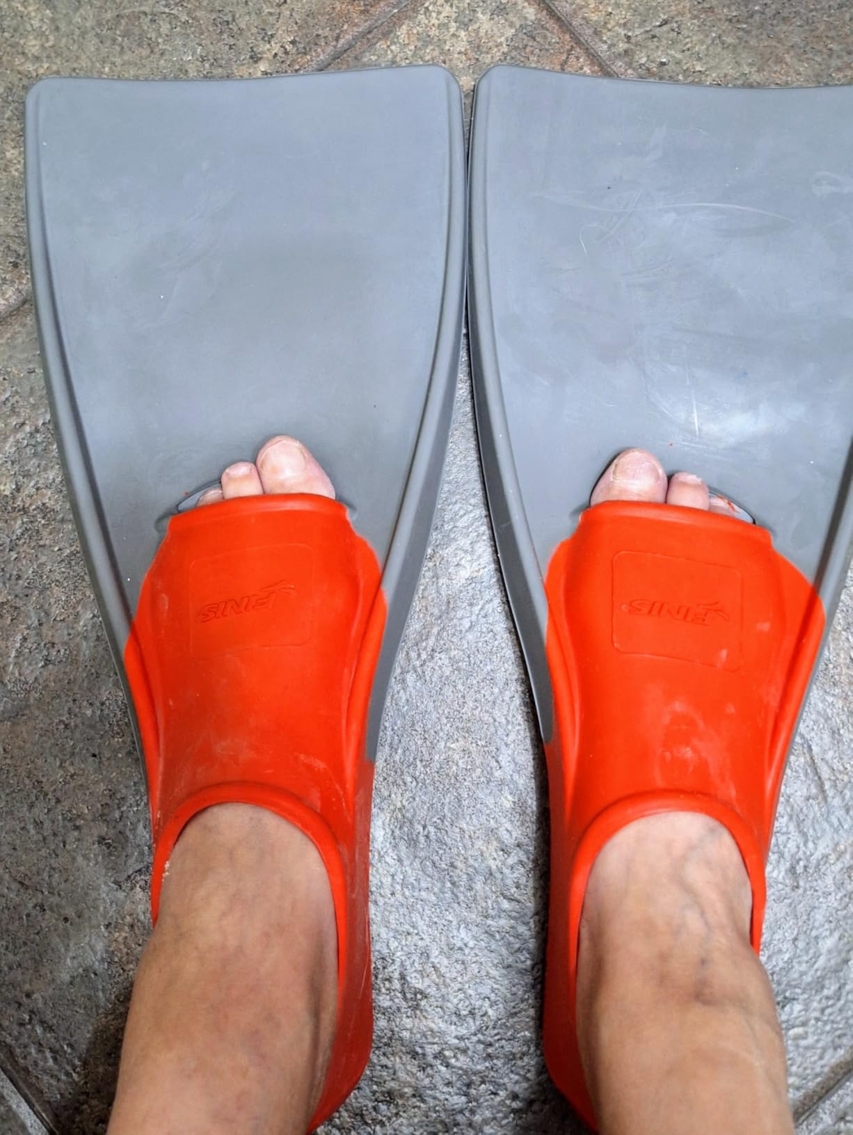 FINIS Long Floating Swim Fins - Adult Training Fins - Improves Kick Technique & Body Position customer photo 1