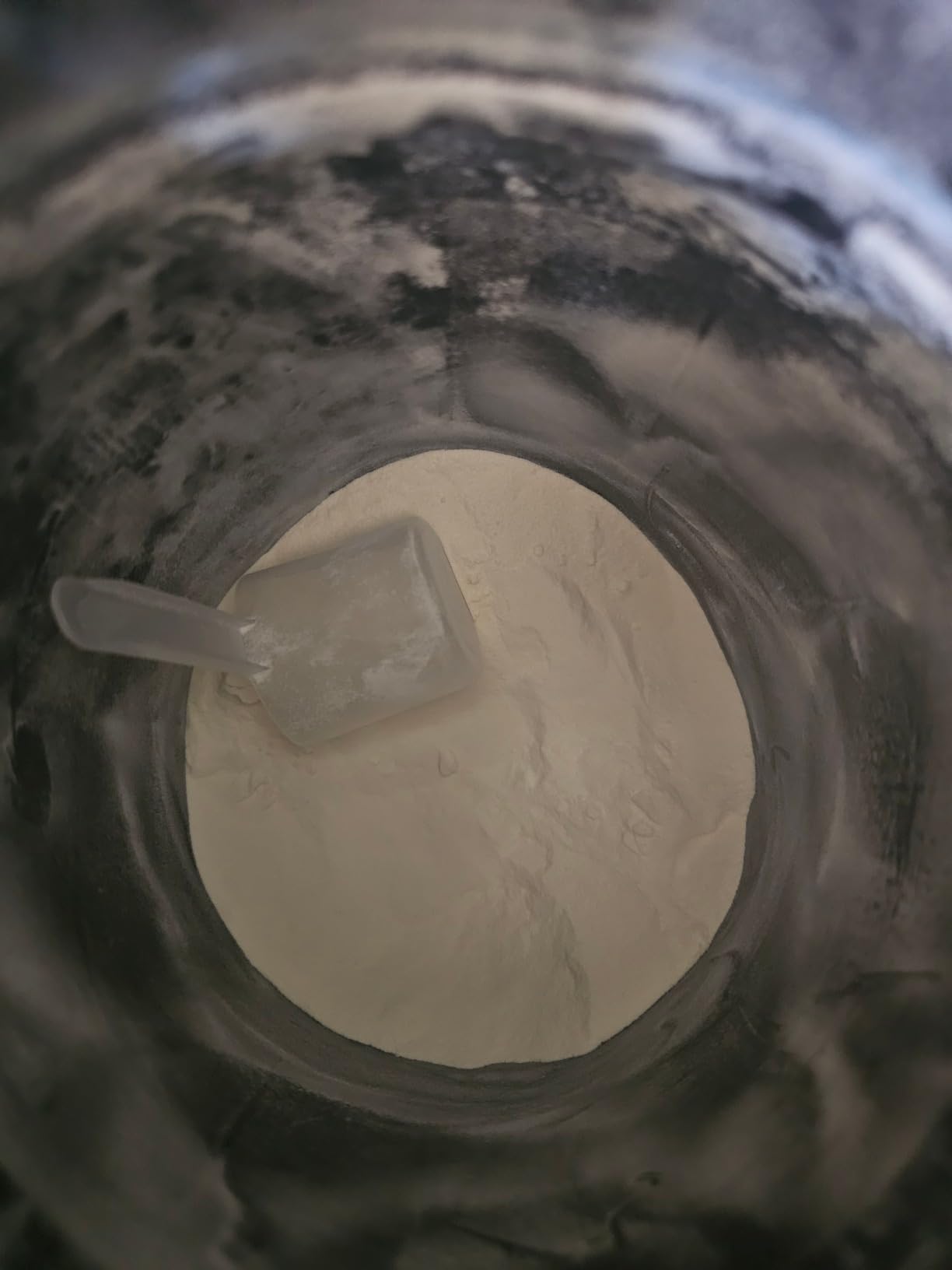 Optimum Nutrition Gold Standard 100% Micellar Casein Protein Powder, Slow Digesting, Helps Keep You Full, Overnight Muscle Recovery, Creamy Vanilla, 1.81 Pound (Packaging May Vary) customer photo 1