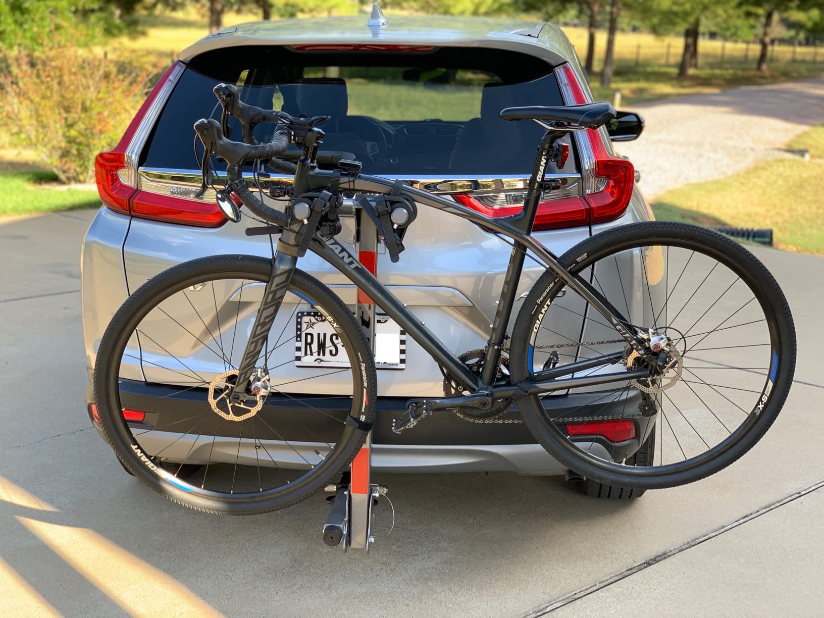 Kuat Beta Hitch-Mounted Bike Rack - Hanging-Style Durable Lightweight Aluminum Powder Coated Folding Tilting-Down Gray Bicycle Car Truck Transportation Hauling Rack - 2 Bike Capacity customer photo 1