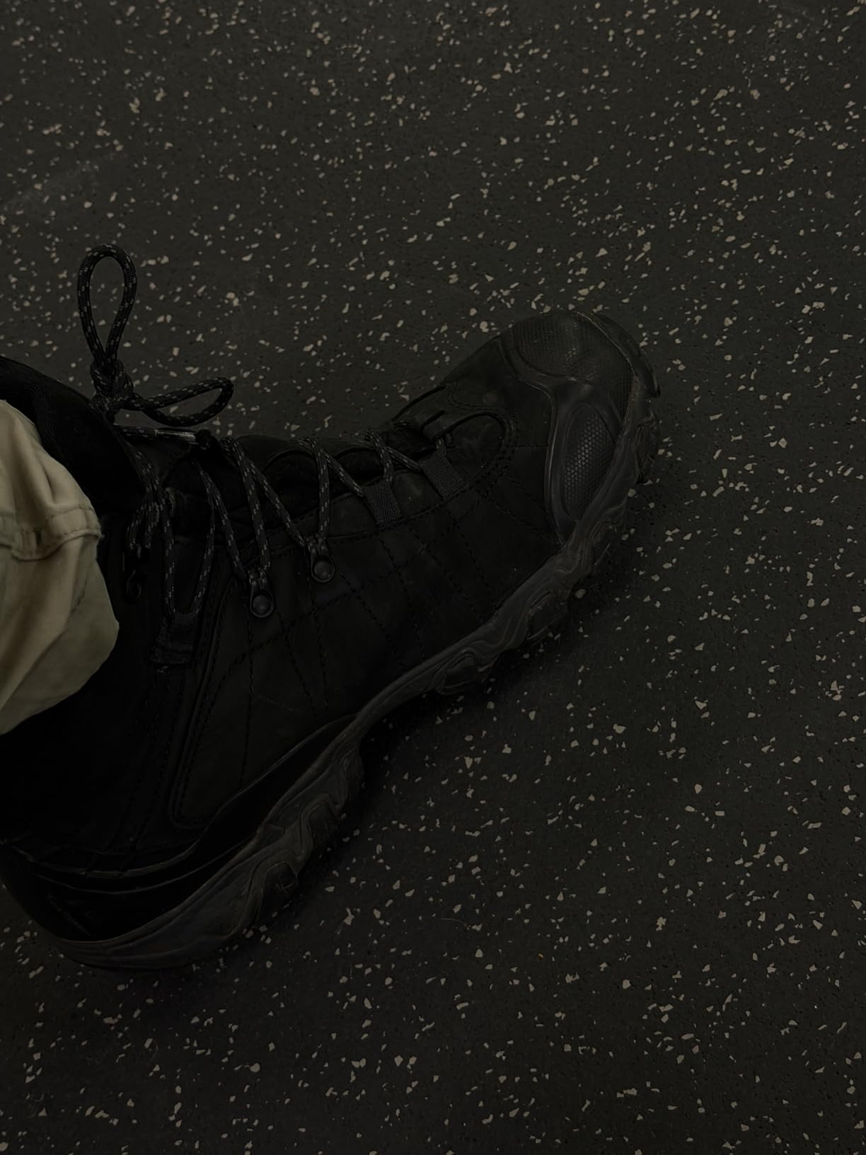 Oboz Men's Bridger Mid B-DRY Hiking Boot customer photo 1