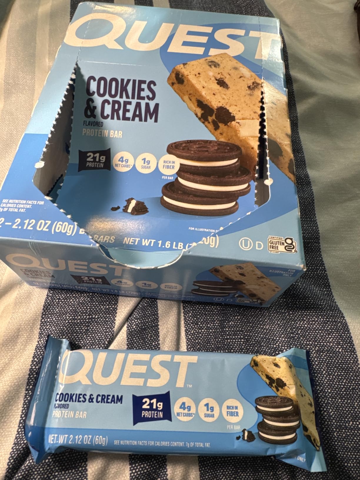 Quest Nutrition Cookies & Cream Protein Bars, 21g Protein, 1g Sugar, 4g Net Carb, High Fiber, Gluten Free, Keto Friendly, 12 Count customer photo 2