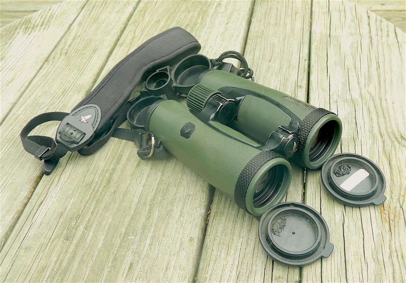 Swarovski EL 10x42 Binocular with FieldPro Package customer photo 1