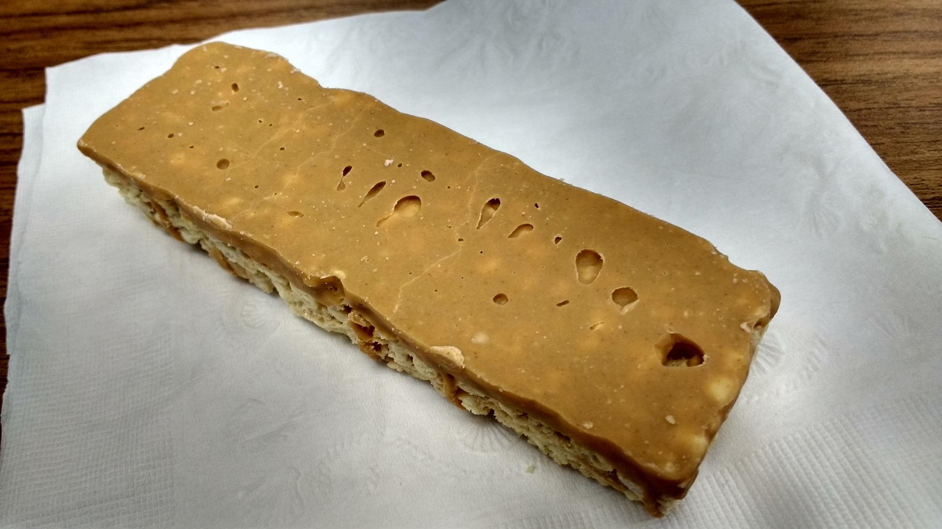 BSN Protein Crisp Bar, Peanut Butter Crunch, 20 Gram Protein Snack Bars with Whey and Fiber, Gluten-Free Crunchy Energy Bars, 12 Count customer photo 2