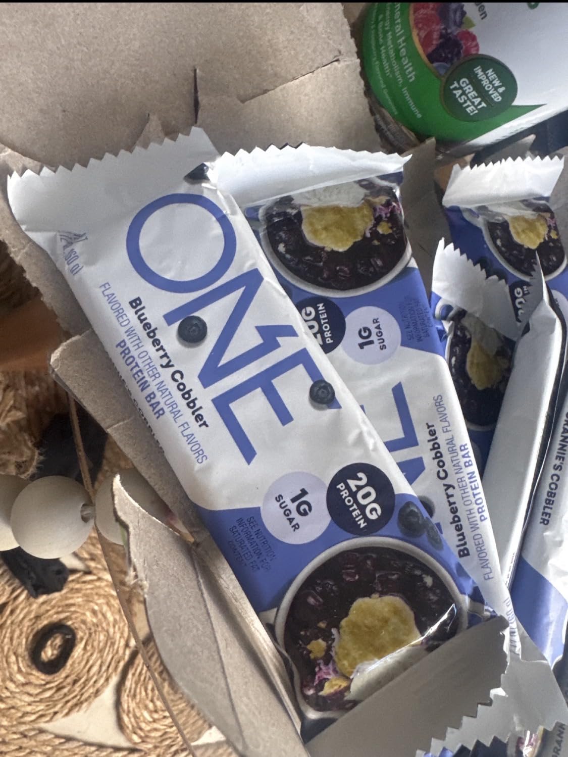 Quest Nutrition Protein Bars, Blueberry Cobbler, Gluten Free with 20g Protein and 1g Sugar, 2.12 oz (12 Count) customer photo 1