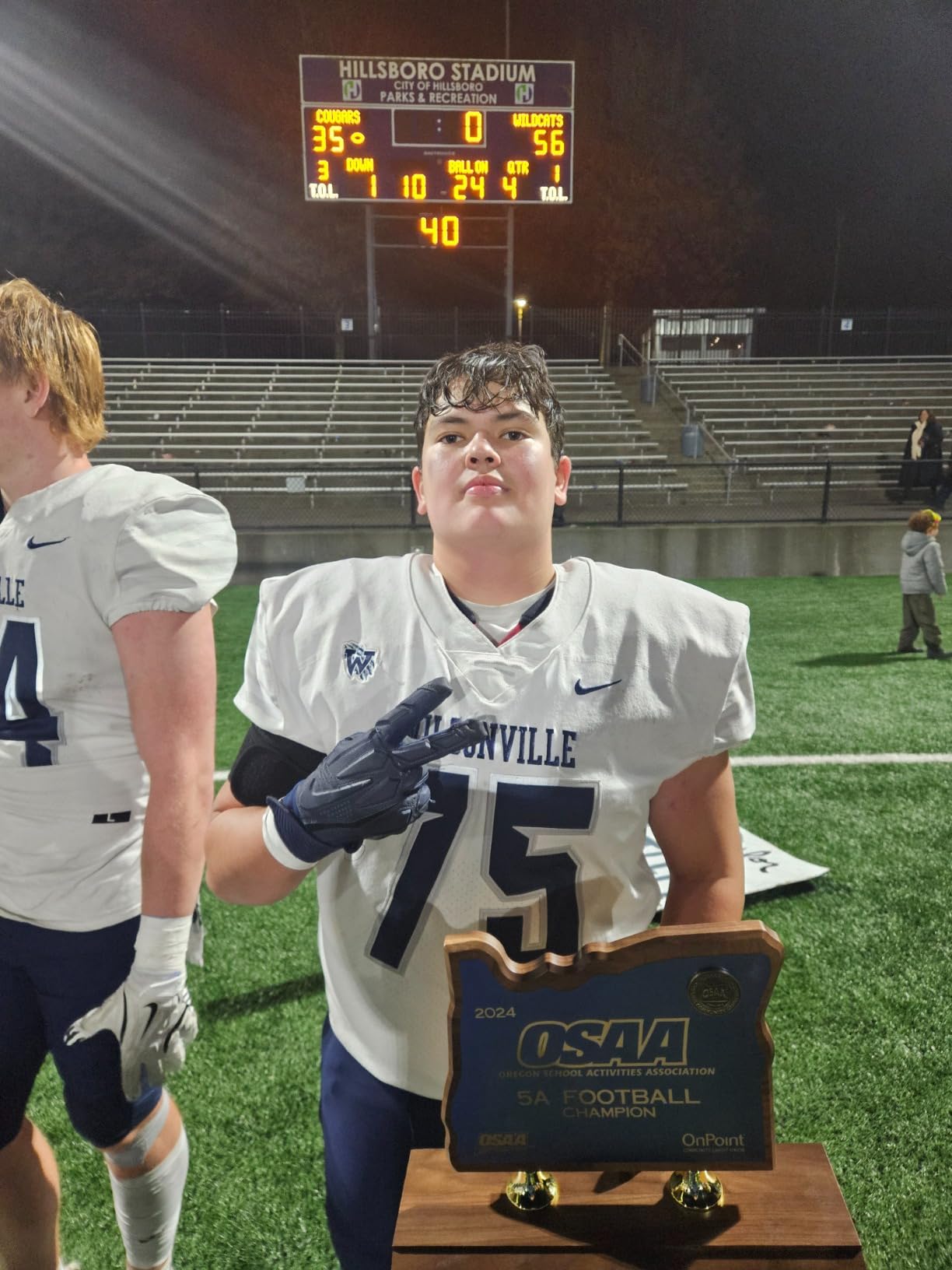 Nike Men's D-Tack 6 Lineman Gloves customer photo 1