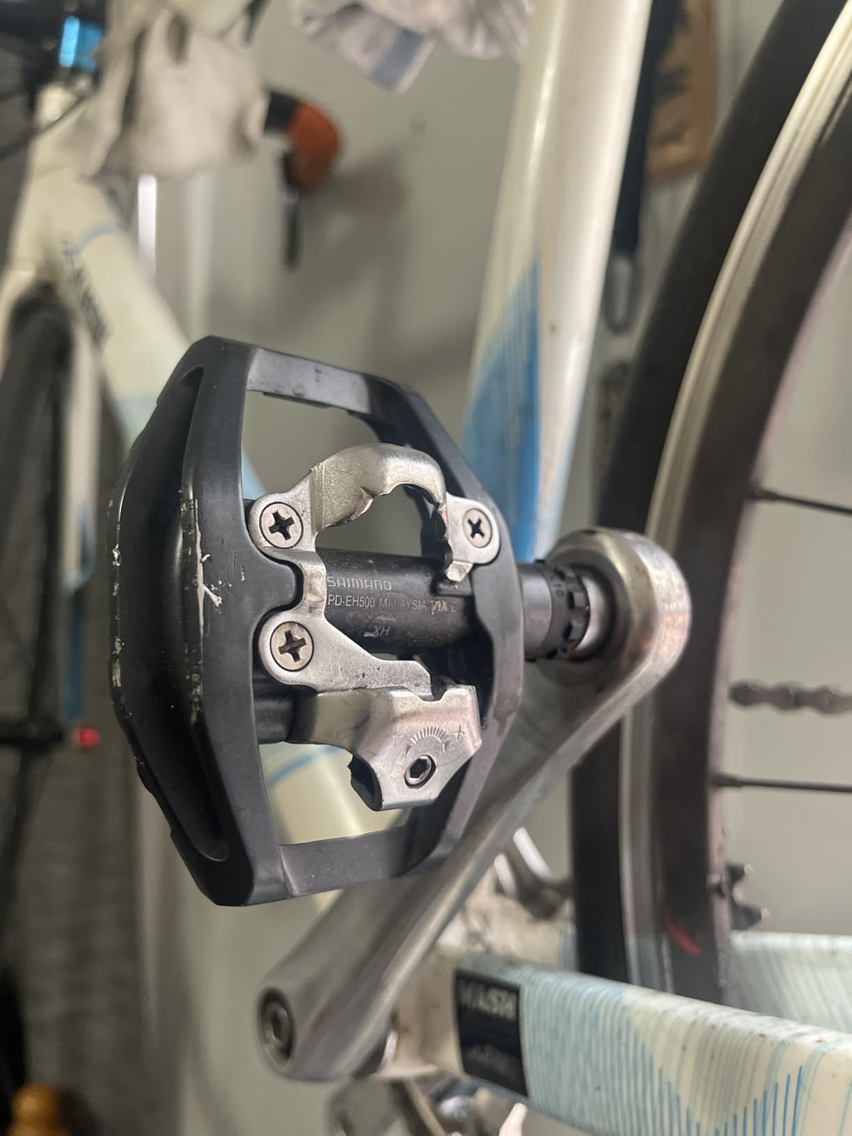 SHIMANO PD-EH500 SPD & Flat Dual Sided Bike Pedal for Indoor Cycling & Urban Riding customer photo 1