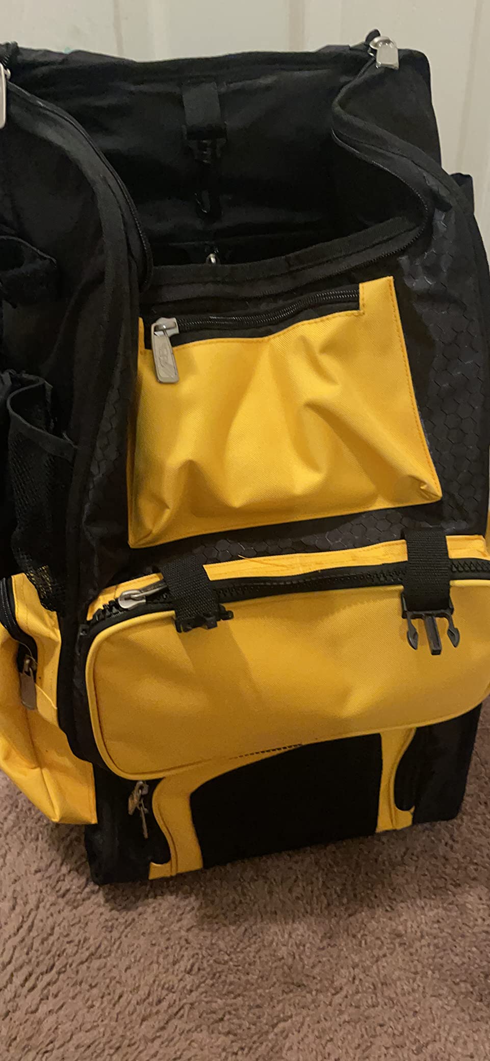 Boombah Rolling Superpack Baseball/Softball Gear Bag - Telescopic Handle and Holds 4 Bats - Wheeled Version customer photo 2