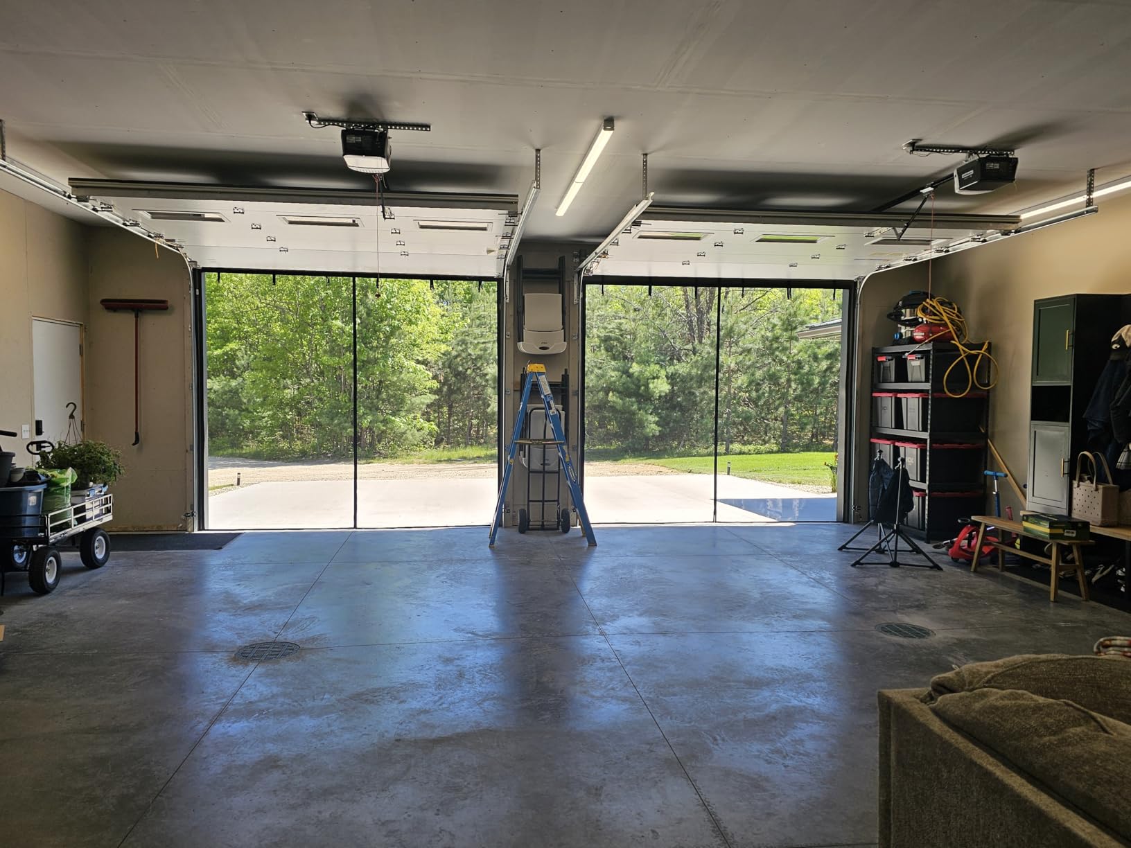 LIAMST Garage Door Screen for 2 Car Garage Door-16x7FT Reinforced Fiberglass Garage Screen, Magnetic Garage Screen Door customer photo 1