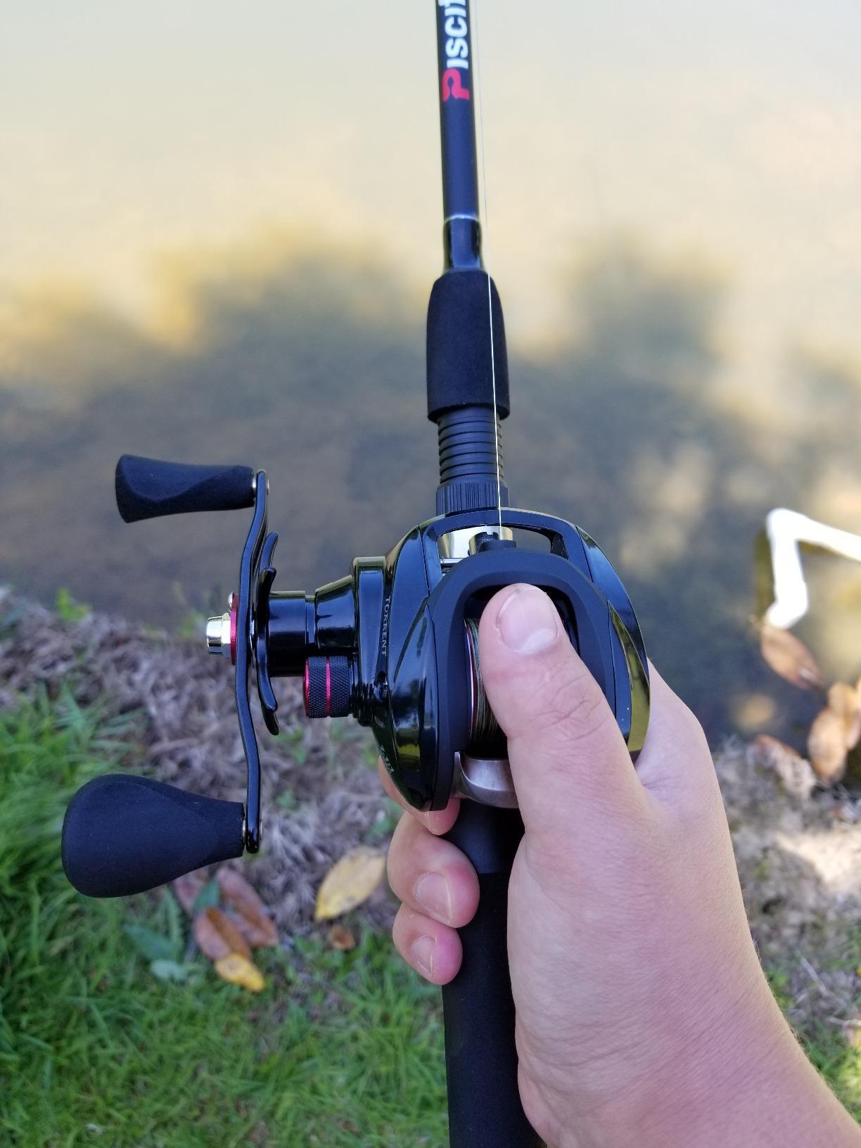 Piscifun Torrent Baitcaster Fishing Reel, 18LB Carbon Fiber Drag Baitcasting Reel, Magnetic Braking System Casting Reel customer photo 1