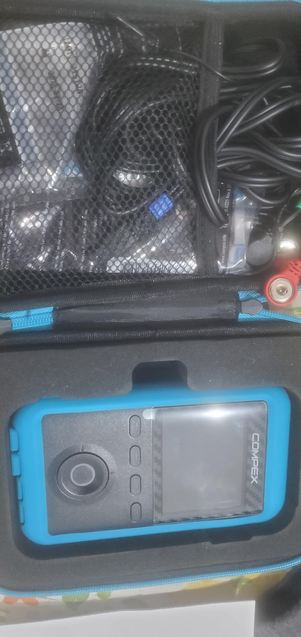Compex Performance 3.0 Muscle Stimulator with TENS Kit - 6 Programs - Helps facilitate and Improve Muscle Performance customer photo 1