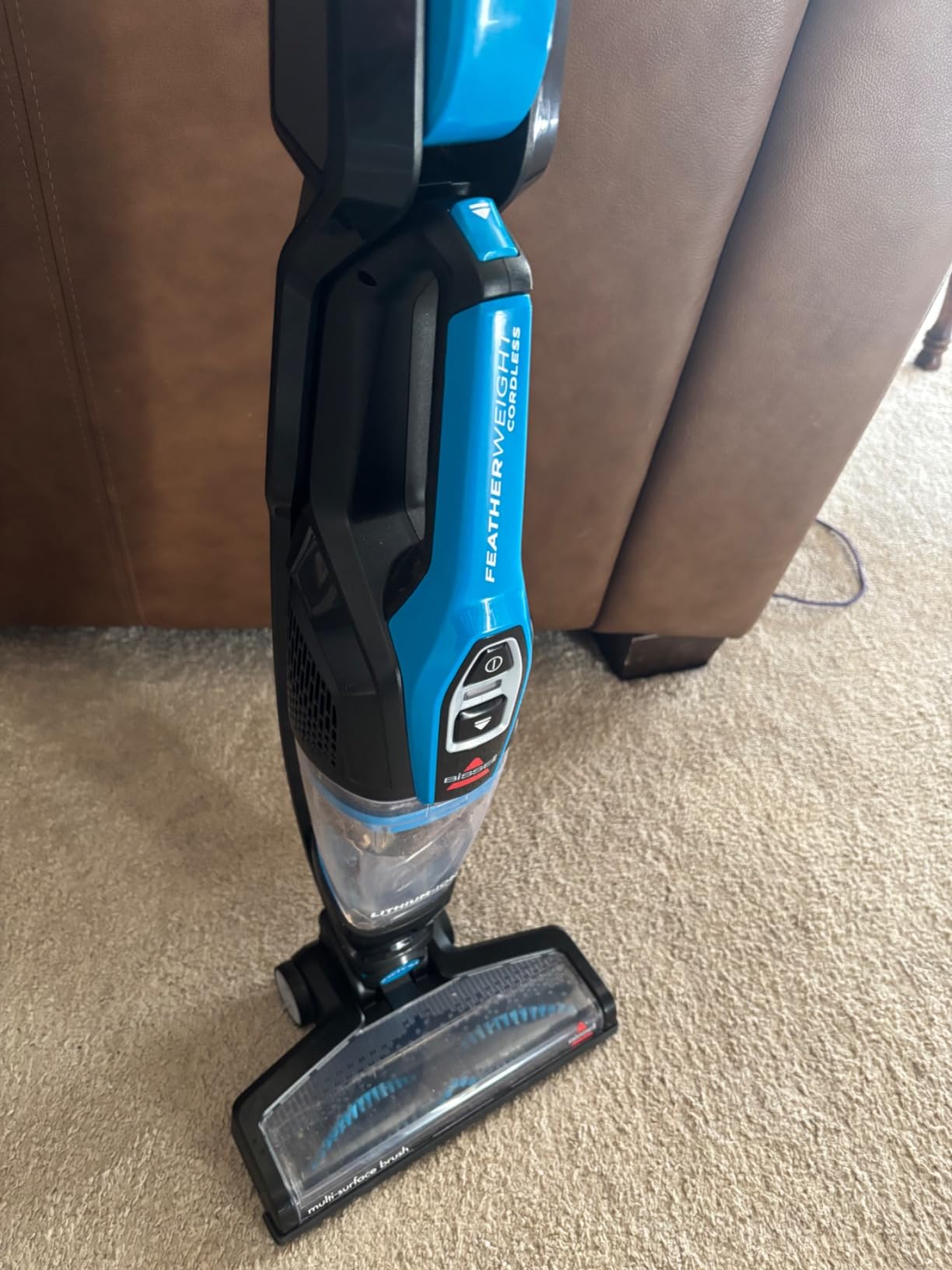Bissell Featherweight 3061 Cordless Stick Vacuum customer photo 2