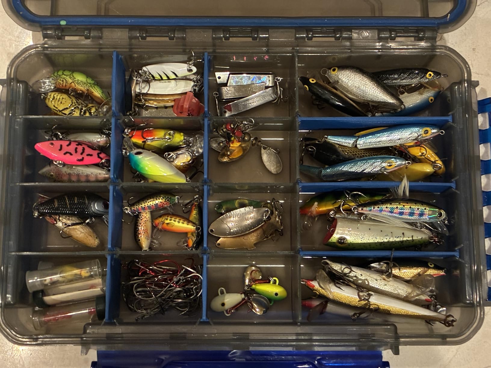 Plano Z-Series Tackle Bags | Premium Fishing and Tackle Storage with Waterproof Molded and Non-Slip Base customer photo 1