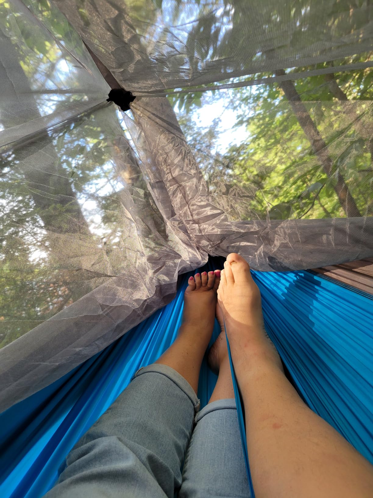 Qevooon Camping Hammock with Net, Travel Portable Lightweight Hammocks with Tree Straps and Solid D-Shape Carabiners, Parachute Nylon Hammock for Outsides Backpacking Beach Backyard Patio Hiking customer photo 1