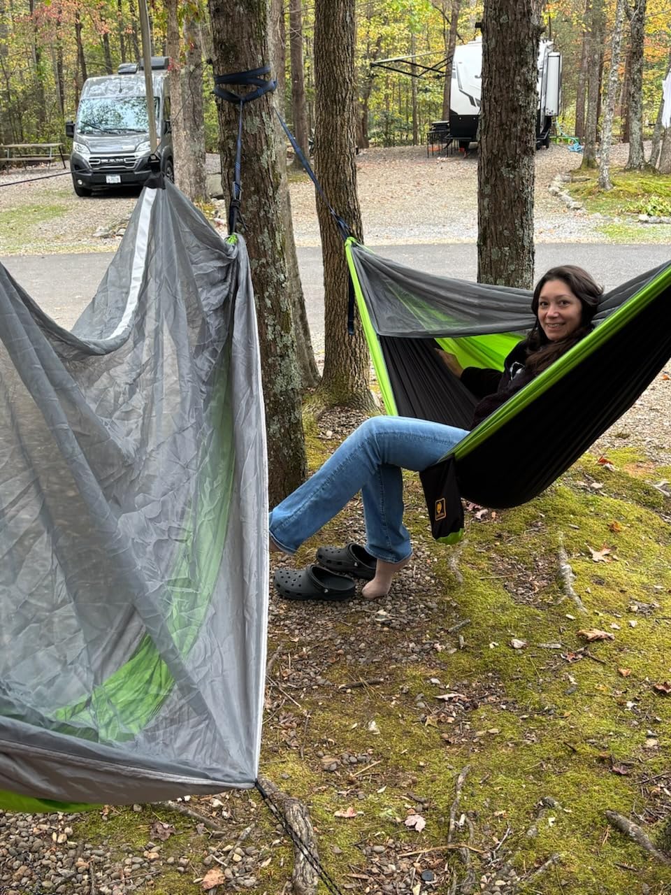 Qevooon Camping Hammock with Net, Travel Portable Lightweight Hammocks with Tree Straps and Solid D-Shape Carabiners, Parachute Nylon Hammock for Outsides Backpacking Beach Backyard Patio Hiking customer photo 2