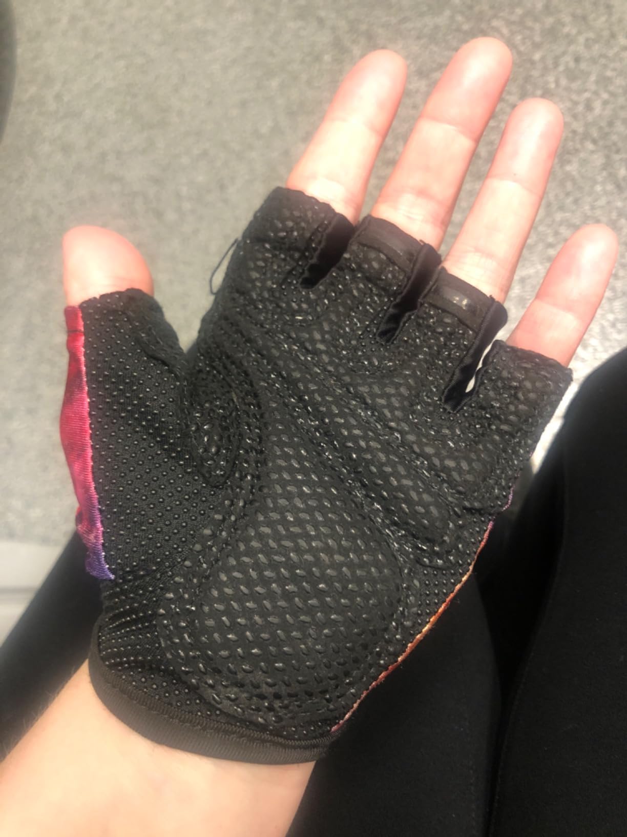 ZEROFIRE Workout Gloves for Women Men - Weight Lifting Gloves with Full Palm Protection & Extra Grip for Women Gym, Weightlifting, Weight Lift, Rowing, Exercise, Sport, Cycling customer photo 1