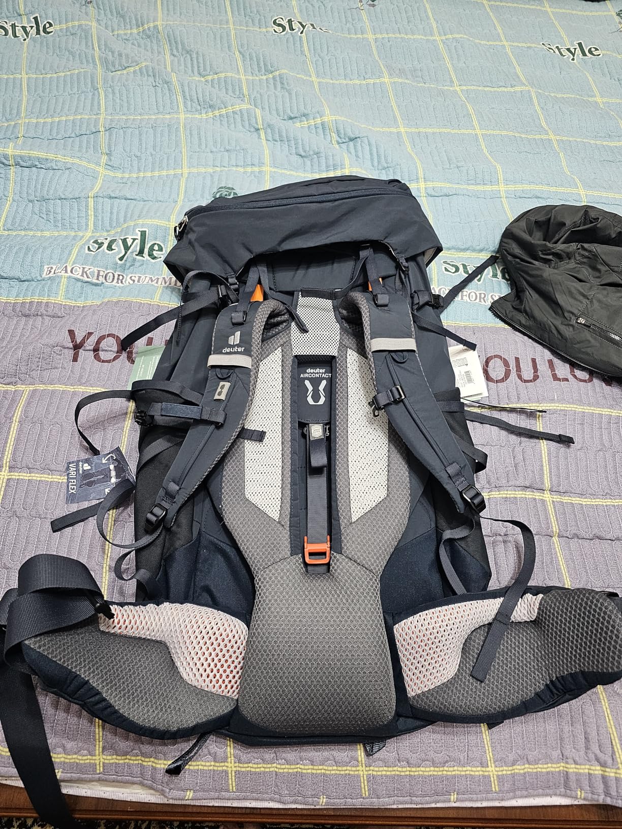 Deuter Aircontact Core 65+10L Hiking Backpack customer photo 2