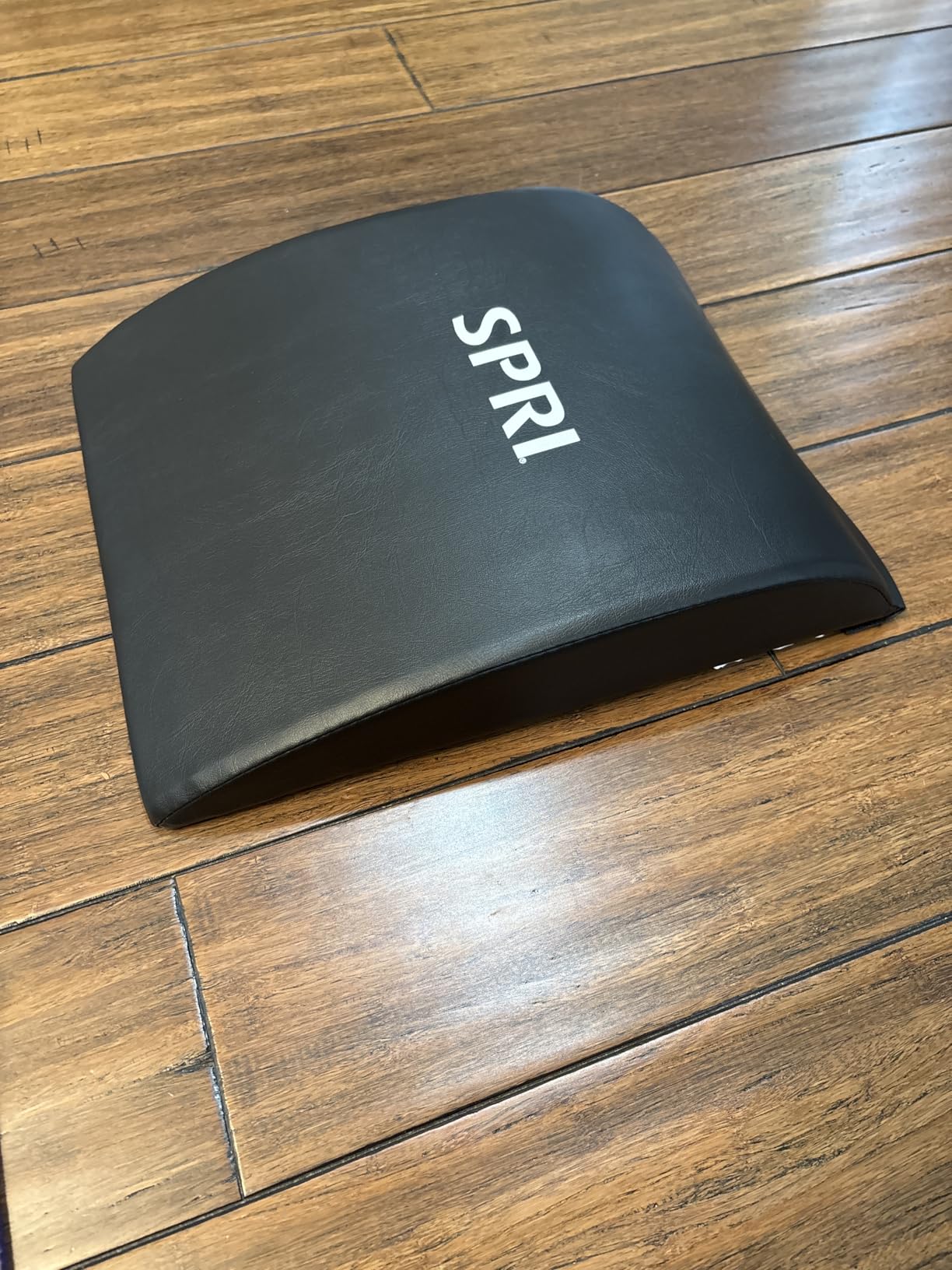 SPRI Ab Mat - Workout Mat Accessory for Abdominal Exercises, Sit-Ups, Crunches, Push-Ups, Core Training, and More - Portable Padded Shaped Mat with Curved Back Support for Toning Abs customer photo 2