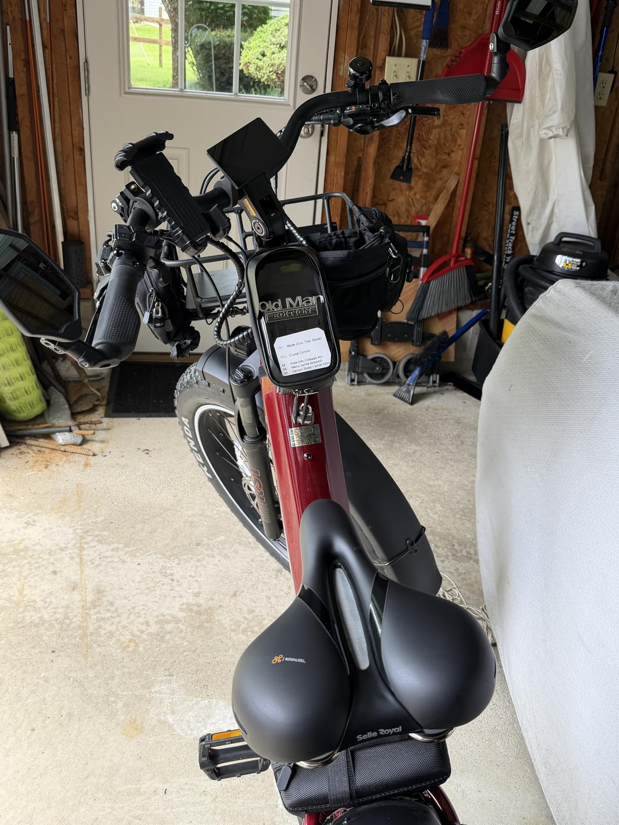 Selle Royal Respiro Relaxed, Unisex Bike Seat with Ventilation Channel for Extra Comfort customer photo 1