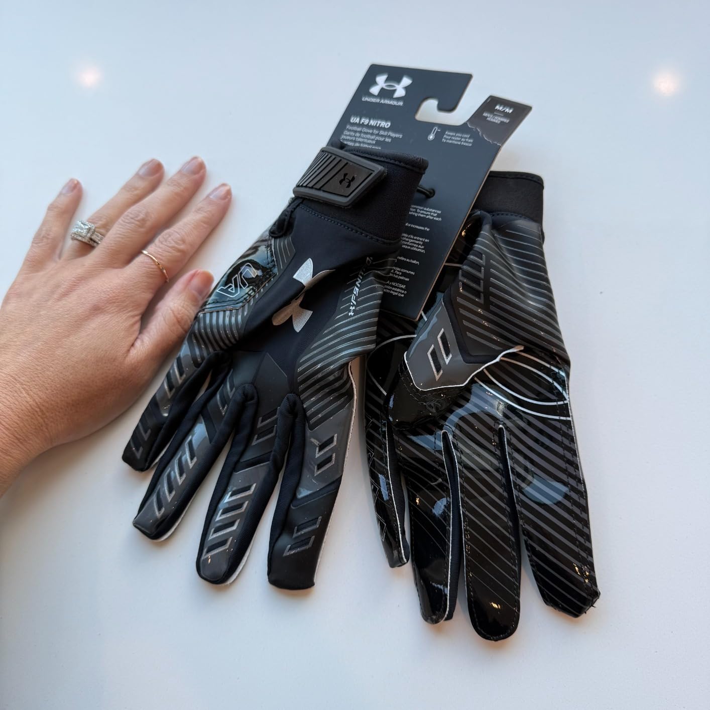 Under Armour Men's F9 Nitro Football Gloves customer photo 2