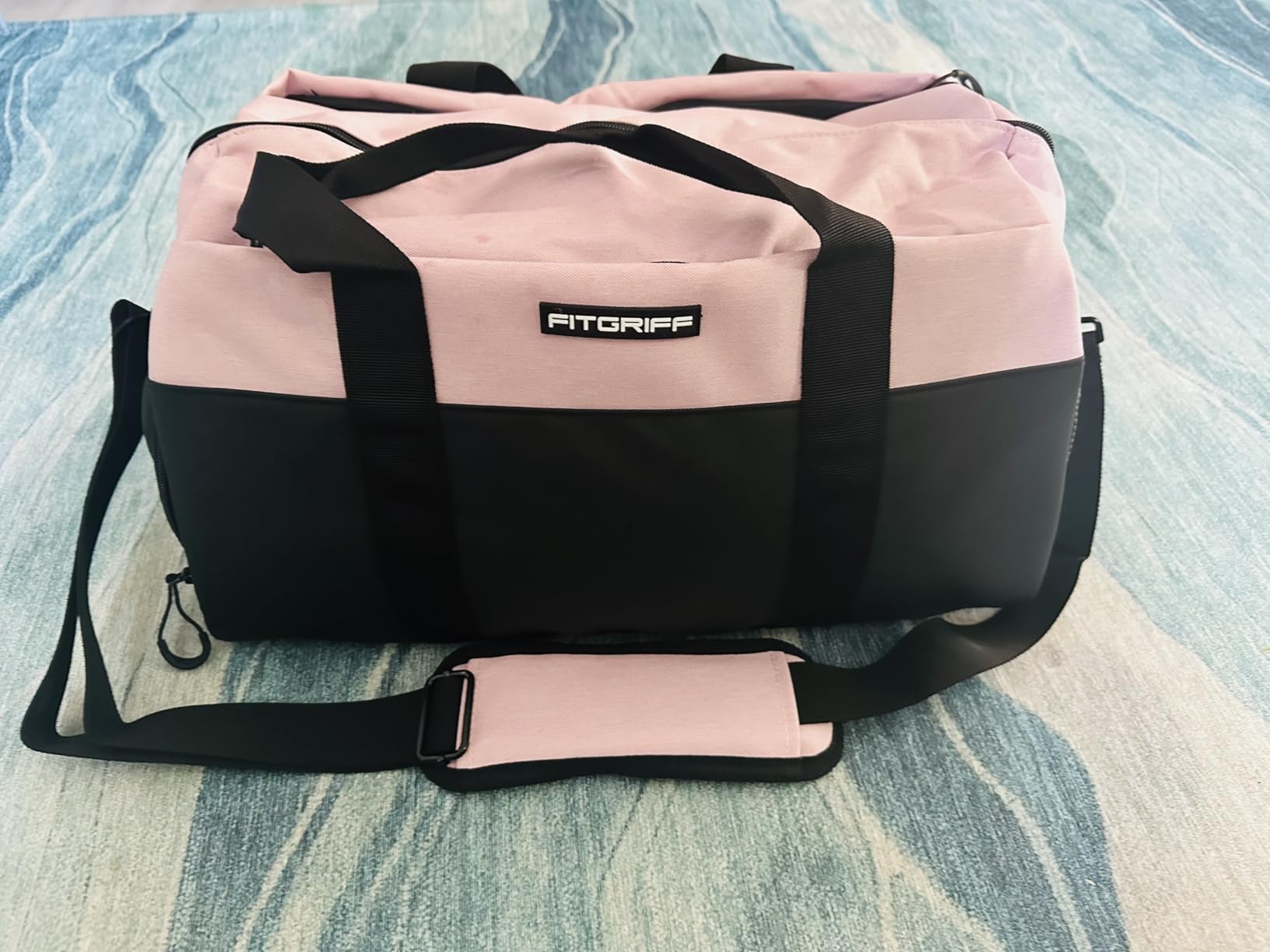 Gym Bag V2 for Men and Women with Shoe & Wet Compartment - Duffle Bag for Travel, Sports, Fitness and Workout customer photo 1