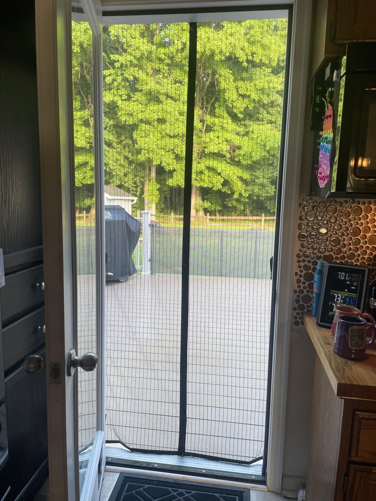 AUGO Garage Door Screen Magnetic Closure - Garage Screen Doors for 1 Car Garage Pull Down - Magnetic Screen Door Mesh - Heavy Duty Weighted Bottom - Pet & Kid Friendly - Keep Open Feature - 9' x 7' customer photo 1