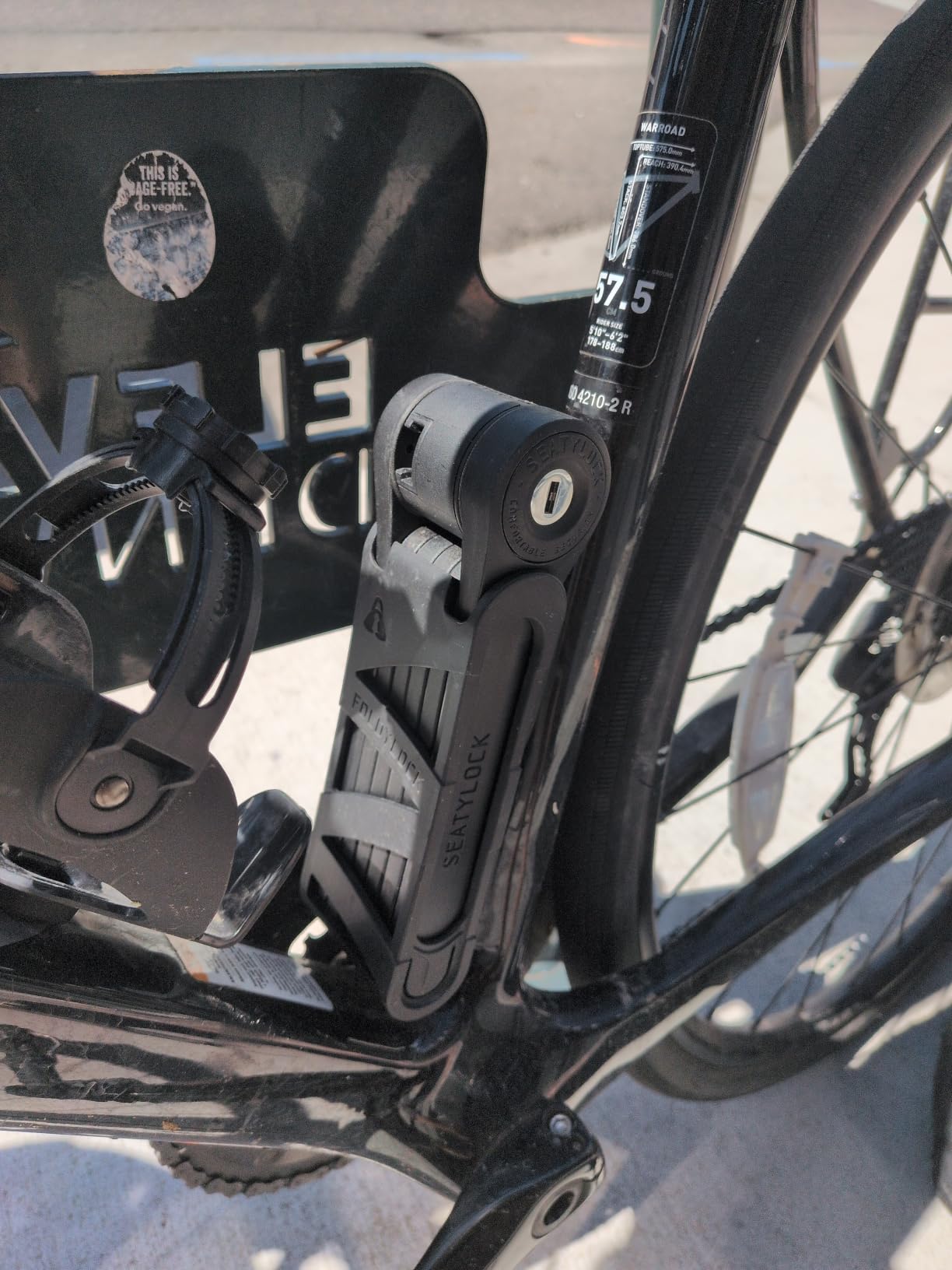 Seatylock FoldyLock Compact Folding Bike Lock - Award Winning Patented Lightweight High Security Bicycle Lock - Heavy Duty Anti Theft Smart Secure Guard with Keys & Case for Bikes or Scooters customer photo 1