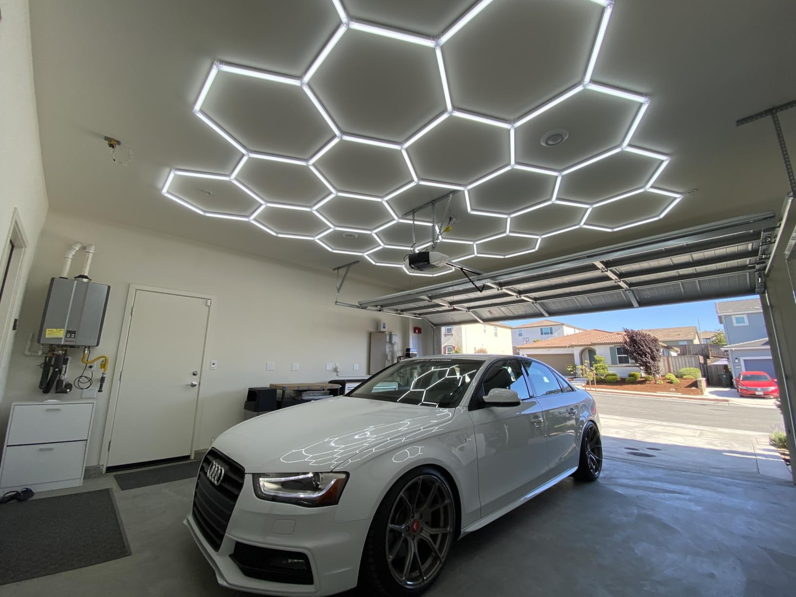 MODERN Hexagon Garage Lights, 25 Pack 216W 25920LM High Brightness Hexagon Garage LED Lights for Garage, Shopping Mall, Workshop and Car Detailing Shop customer photo 2
