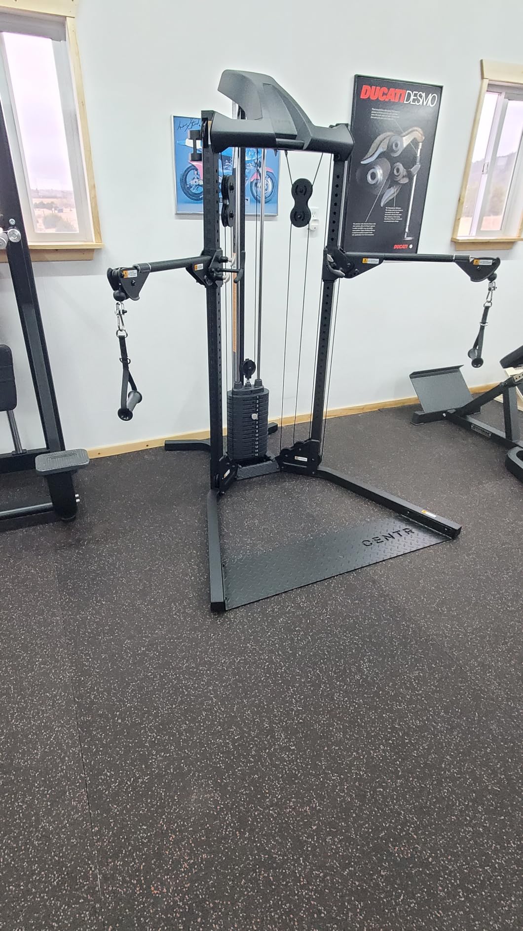 Centr Home Gym Functional Trainer - Multifunctional Cable Machine Home Gym System - Workout Weight Machine for Strength Training - Full Body Compact Exercise & Fitness Equipment Set customer photo 1