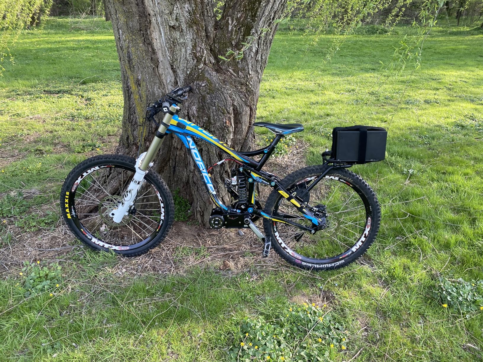 AEROE Spider Pannier Rack, Fits Mountain Bikes E MTB, Electric Mountain Bikes, Gravel. Easy Install & Use, Fits Any Brand Pannier Bag & Rack Trunks, Holds 35Lbs customer photo 1