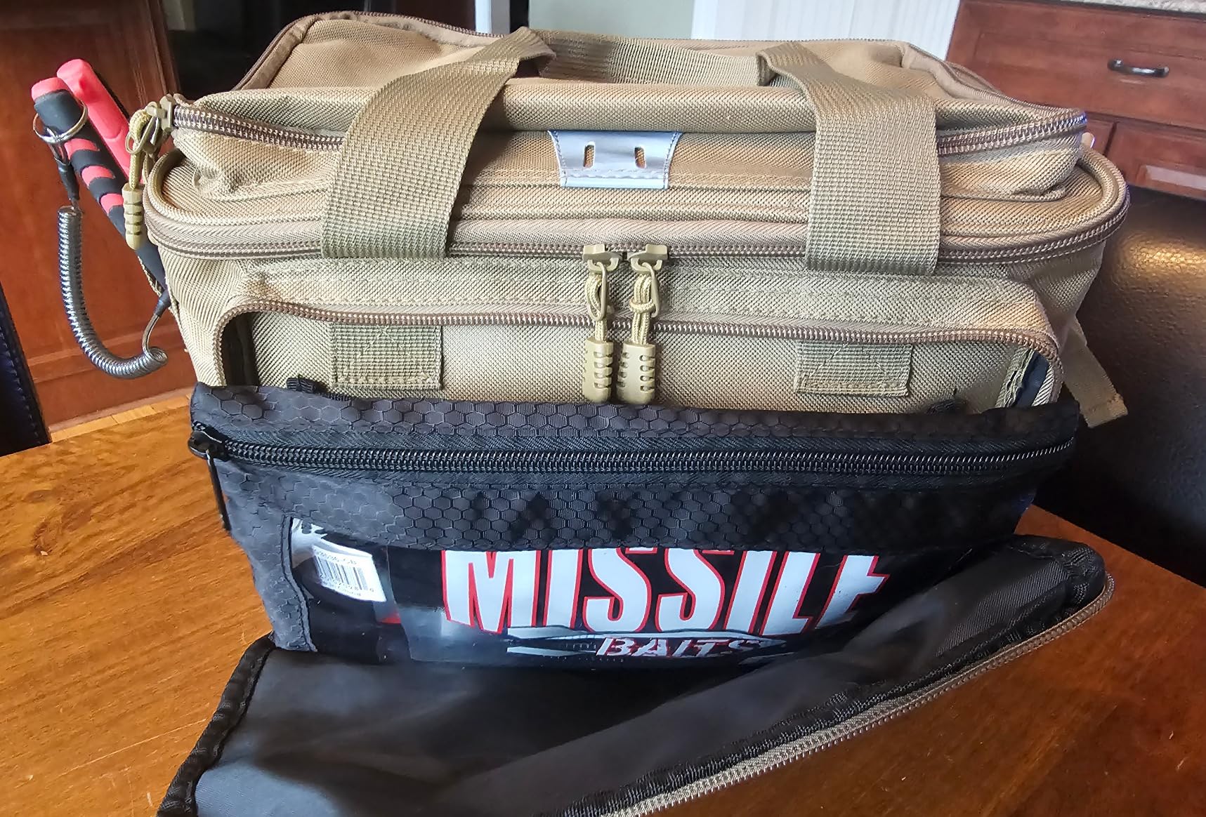 KastKing Karryall Fishing Tackle Bags with 4 Tackle Trays - Saltwater & Freshwater Fishing Gear Storage customer photo 2