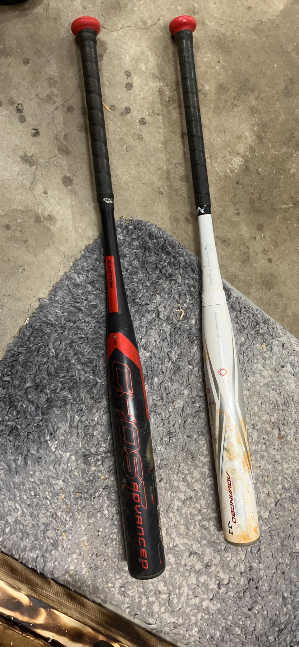 Easton Ghost Advanced Fastpitch Softball Bat | -8 / -9 / -10 / -11 Drop | 2 Pc. Composite customer photo 1