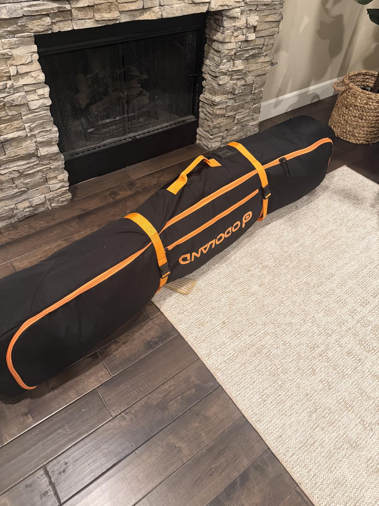 Odoland Rolling Ski Bag, Padded Snowboard Bags with Wheels for Air Travel, 900D Water Resistant Oxford Fabric customer photo 2