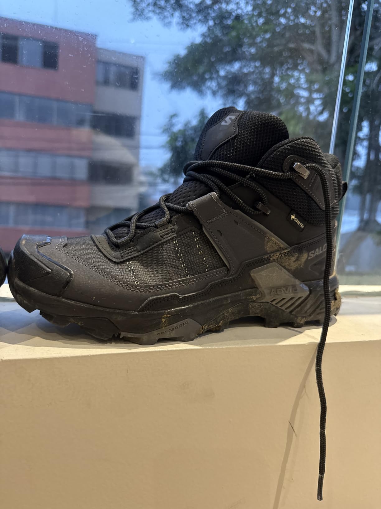 Salomon X Ultra 5 Mid GTX Hiking Boots customer photo 2