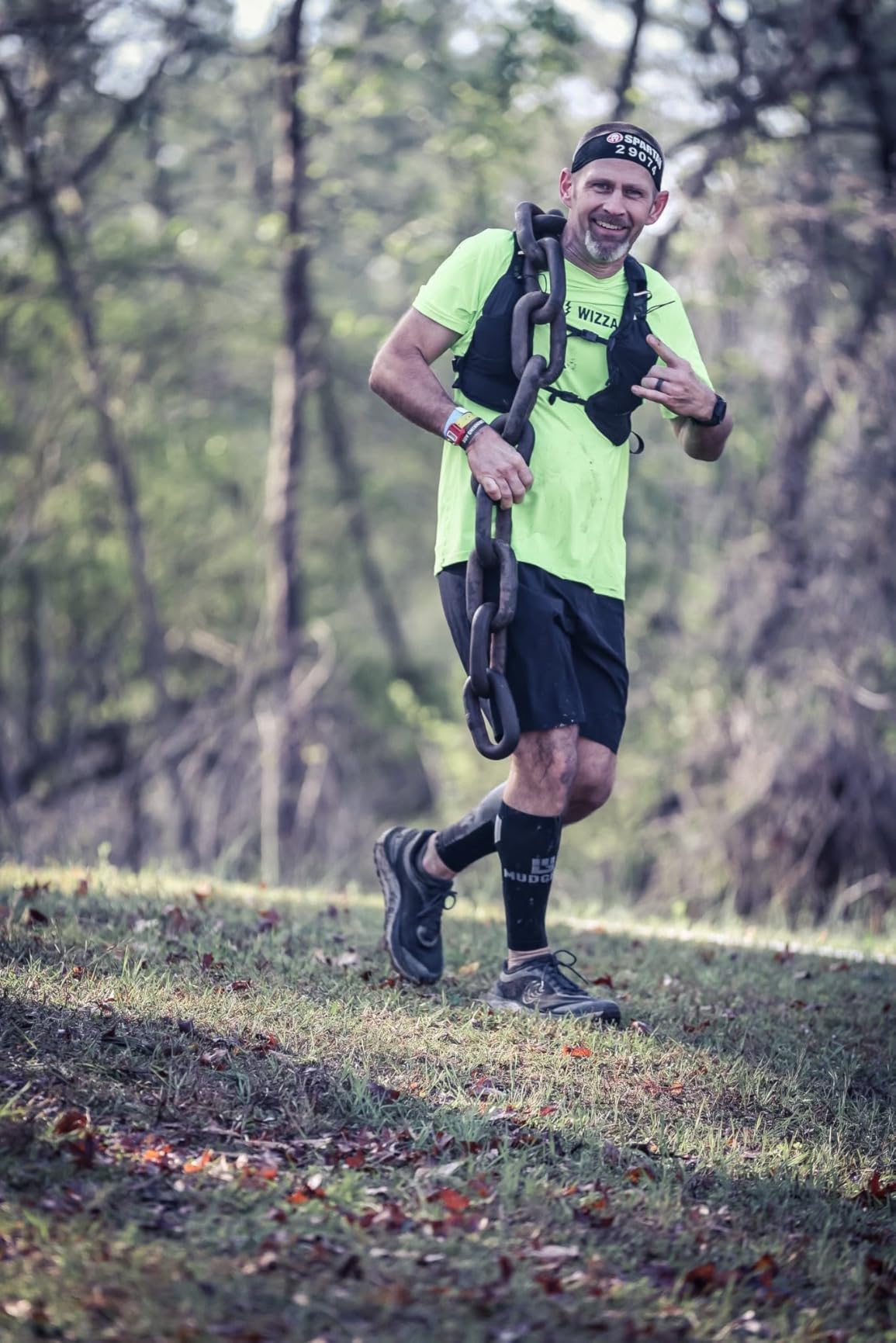 Ultimate Direction 5L Trail Running Hydration Vest with Soft Flasks, Bounce-Free Fit, Front Fuel Storage customer photo 2