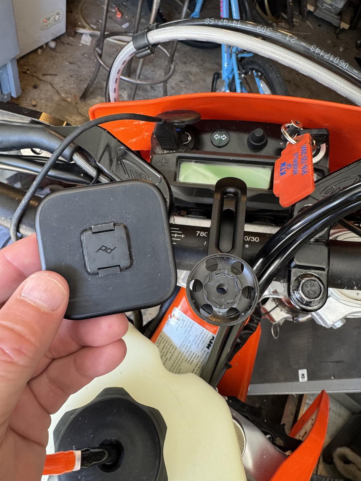 Peak Design Mobile Motorcycle Bar Phone Mount V2 customer photo 2