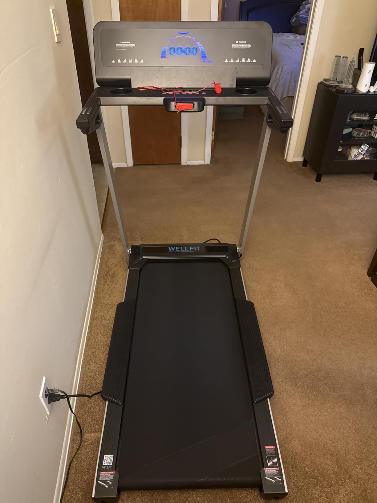 WELLFIT Home Treadmill, 2 Level Incline Heavy Duty Treadmill with Pulse Sensor, 4.0 HP, 10 MPH, 450 lbs Capacity, 20'' x 45'' Running Area Treadmills with Bluetooth Player & LED Display customer photo 2