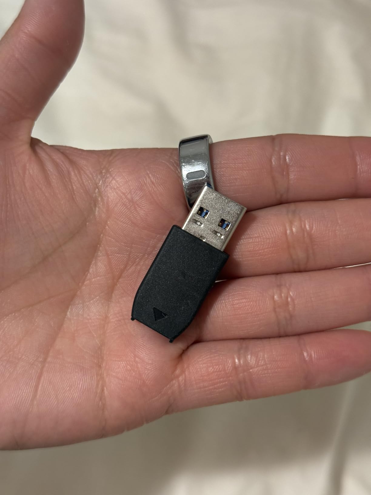 SanDisk 8TB Extreme Portable SSD - Up to 1050MB/s, USB-C, USB 3.2 Gen 2, IP65 Water and Dust Resistance - External Solid State Drive (SDSSDE61-8T00-G25) customer photo 2