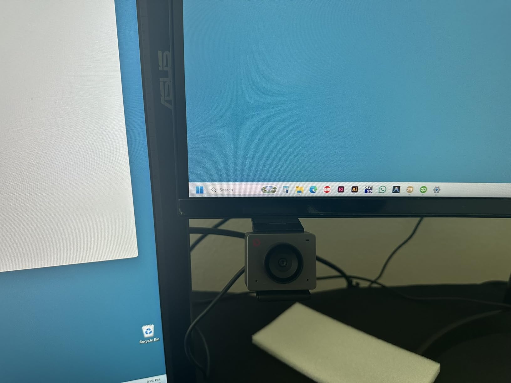 OBSBOT Meet SE 1080P 100FPS Webcam for PC, AI Framing Streaming Camera with 1/2.8