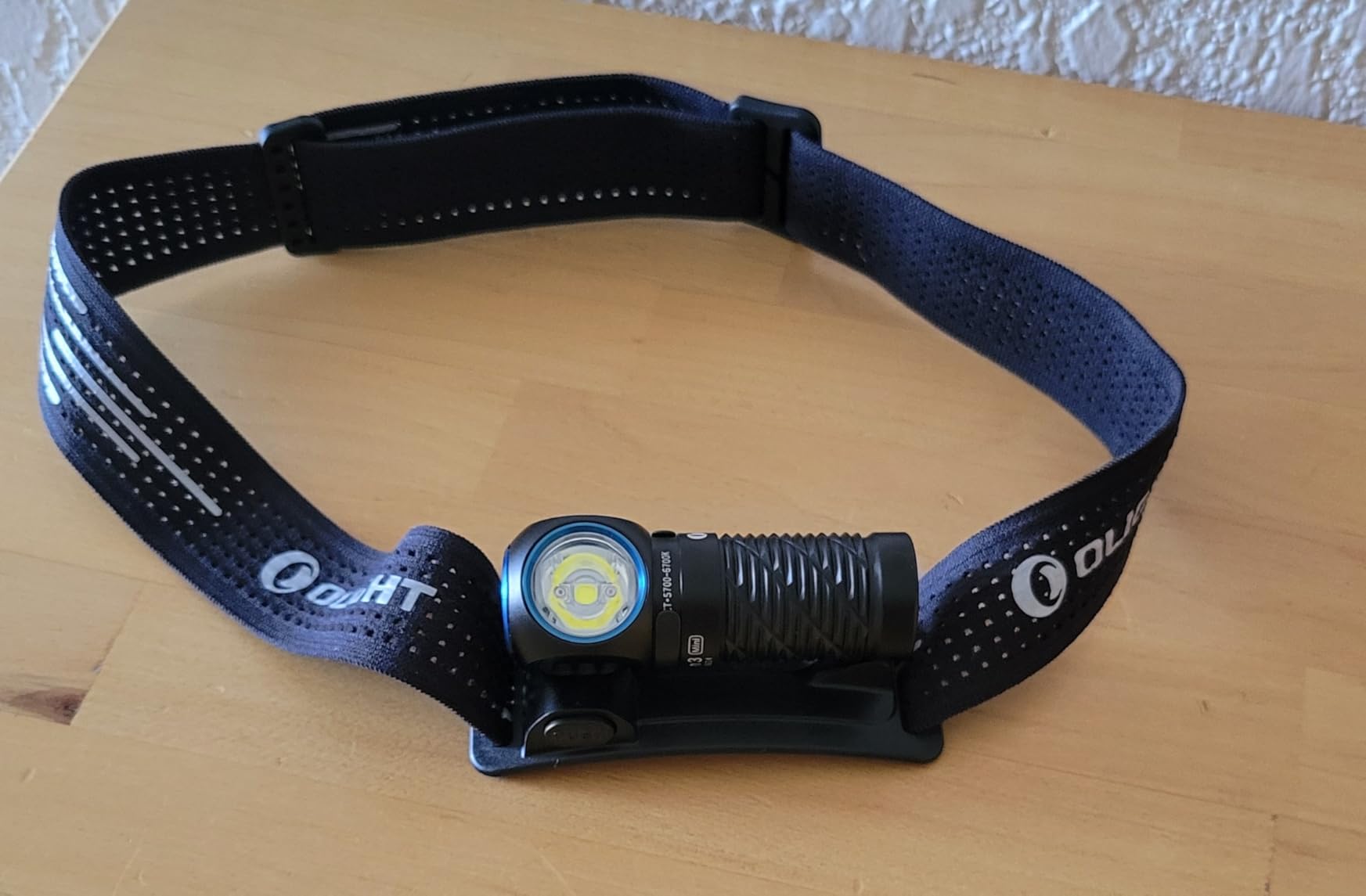 OLIGHT Perun 3 Mini Headlamp 1250 Lumens LED Head Flashlight, Rechargeable Headlight with Red Light Option, Perfect for Working, Hiking, Camping and Climbing customer photo 1