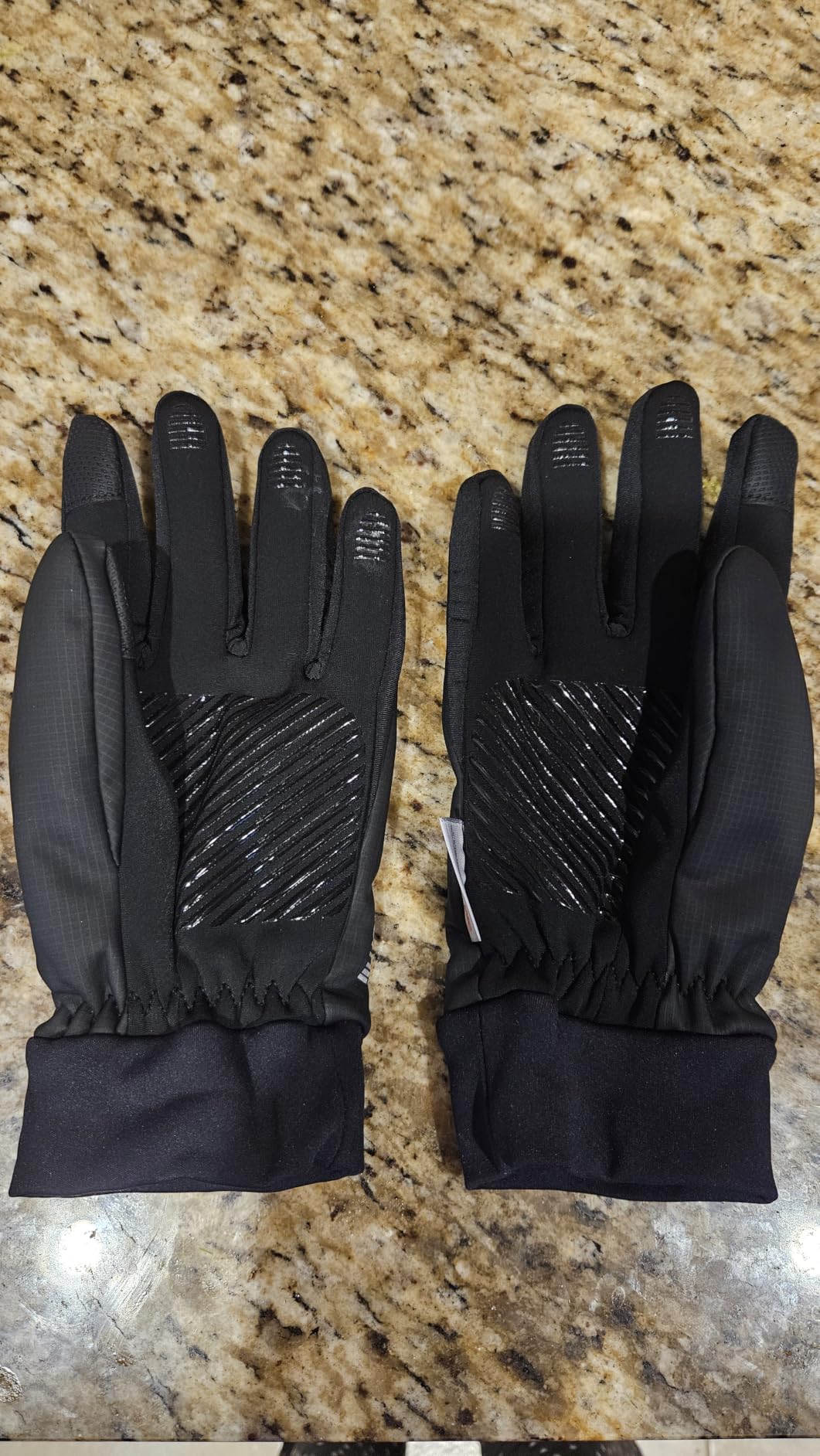 Winter Gloves Men Women Made with 3M Thinsulate, Lightweight Thermal Warm Gloves for Cold Weather with Touch Screen Fingers, Water Resistant Running Gloves for Cycling, Hiking, Driving customer photo 2