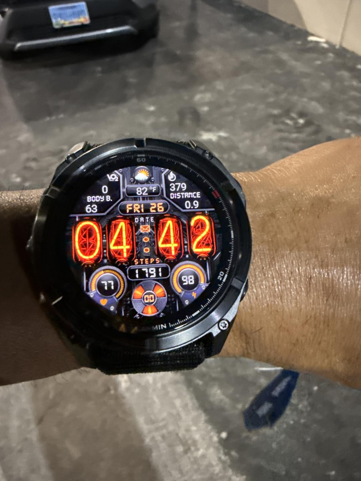 Garmin fēnix® 8 Pro, 51mm, AMOLED Display, Premium Connected Multisport GPS Smartwatch, inReach® Technology, Sapphire, Titanium with Graphite/Black Silicone Band customer photo 1