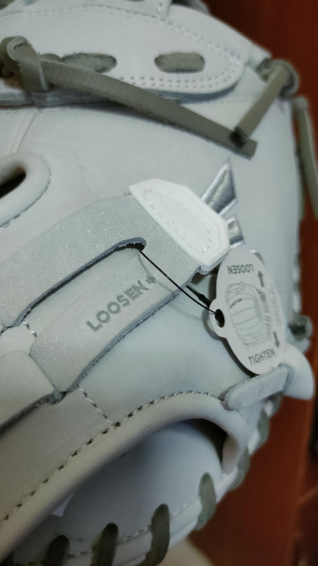 Easton Professional Collection Fastpitch Softball Glove customer photo 1