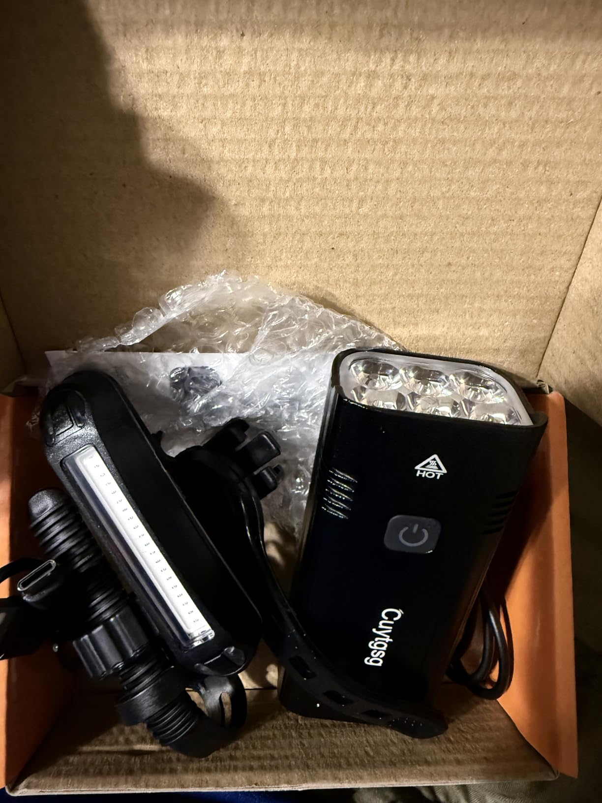 2026 Upgrade 6800Lumen Bike Light for Night Riding, Super Bright 6 LED Headlight, Aluminum 10 Mode Rechargeable Bicycle Light Front and Rear, 360 Rotatable Bracket, Waterproof, Runtime 72 hr, Road Shockproof customer photo 1