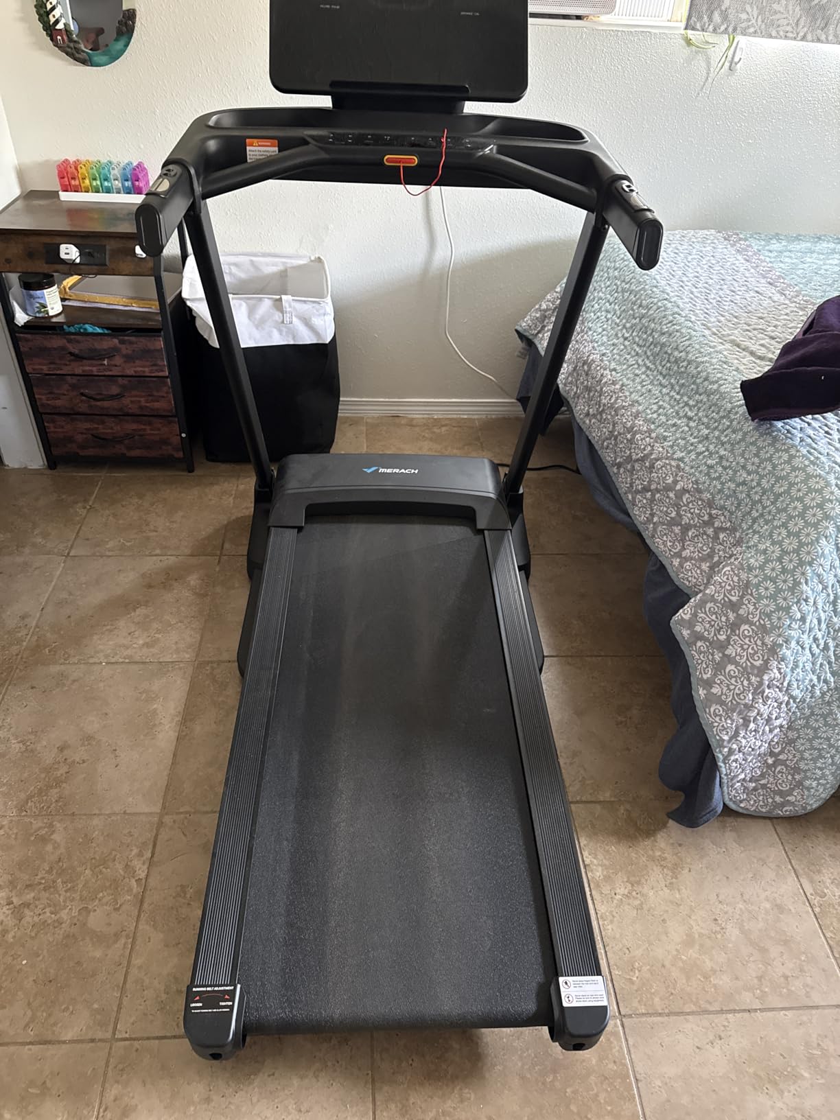 MERACH Treadmill with 15% Auto Incline, 3.5HP Brushless Incline Treadmill for Home, 350LBS Foldable Treadmills with Screen & APP & Heart Rate customer photo 1