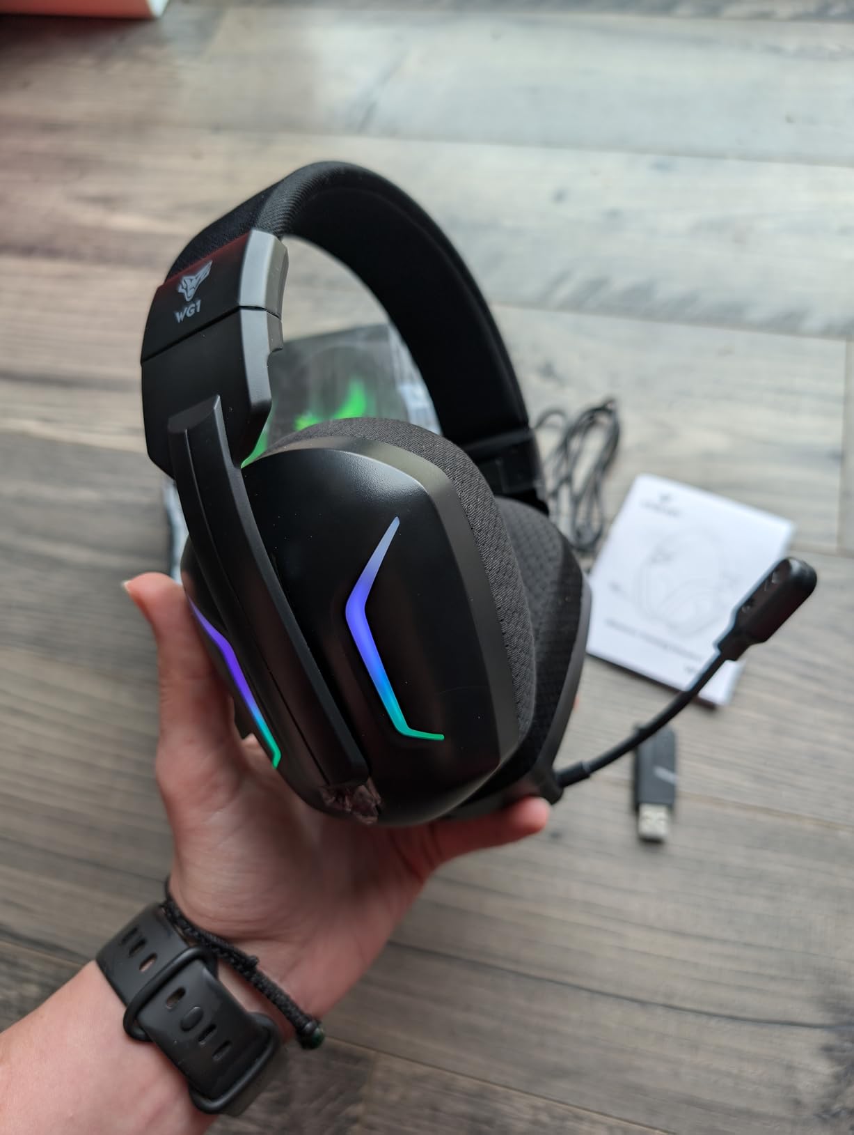 Wireless Gaming Headset for Xbox Series X|S, 2.4GHz Ultra-Low Latency Headset with Noise Cancelling Mic for PC, PS5, PS4, Switch, Mac, 3D Surround Sound, Bluetooth 5.4, 50H Battery customer photo 1