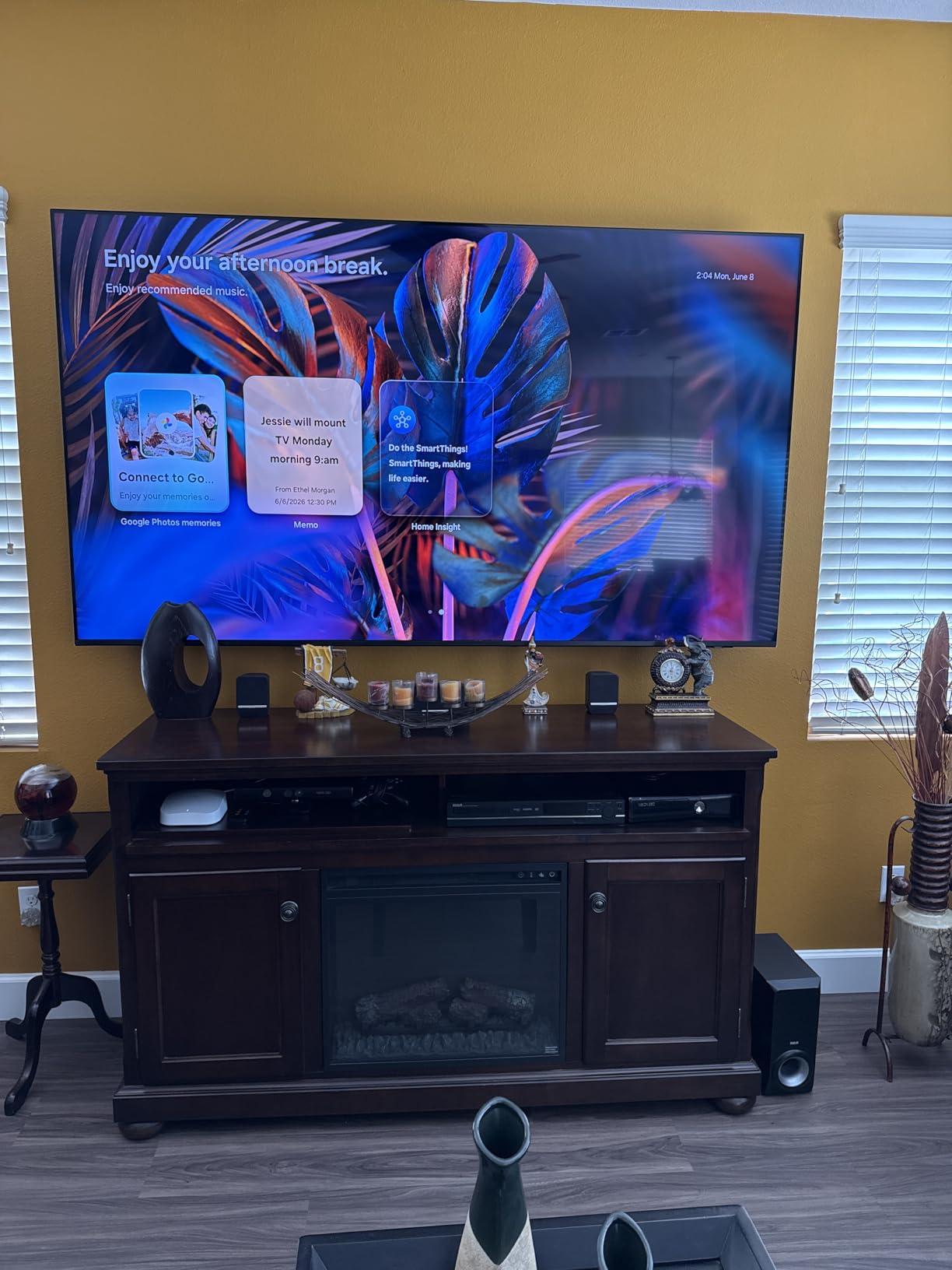 Samsung 85-Inch Class Mini LED M80H Series Samsung Vision AI Smart TV (2026 Model, 85M80H) Supersize Picture Enhancer, Pure Spectrum Color, Motion Xcelerator 144Hz, Alexa Built-in customer photo 2