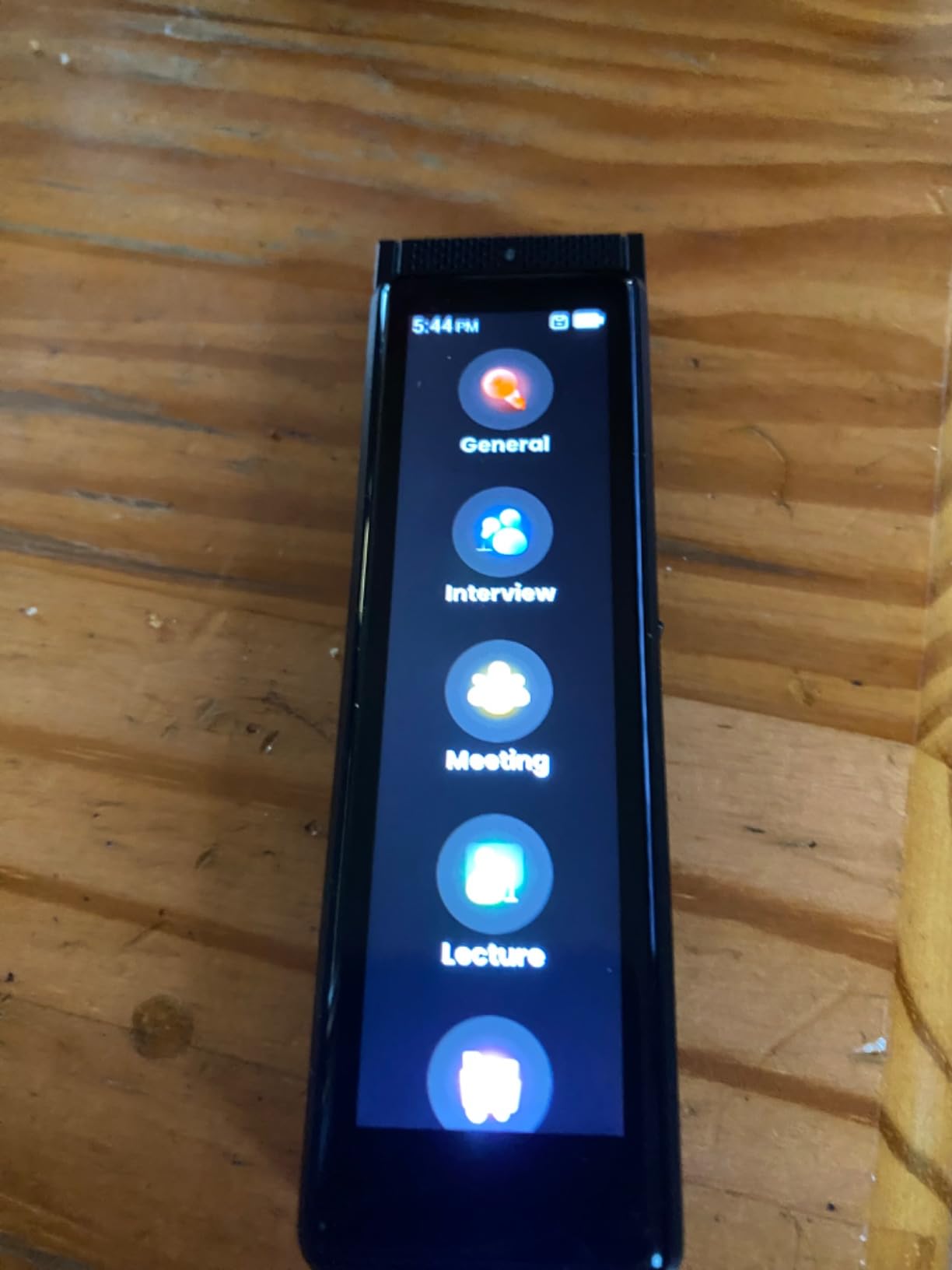 Innioasis PR1 AI Voice Recorder, Transcription & Translation with AI, 3.99 inch 64GB Smart Summarize, Offline AI Processing Note Taker for Meeting & Lectures, Translation for Business Travel, Silver customer photo 2
