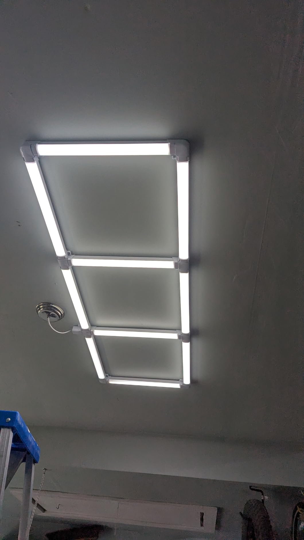 Enbrighten Ultrabrite Garage Lights, 10 Pack, 3 Rex, LED Gym Lighting, 10,000 Lumens, Dimmable with Remote, 5000K Bright White, Plug-in or Hardwire, Hex Style, ETL Certified, 85814 customer photo 1